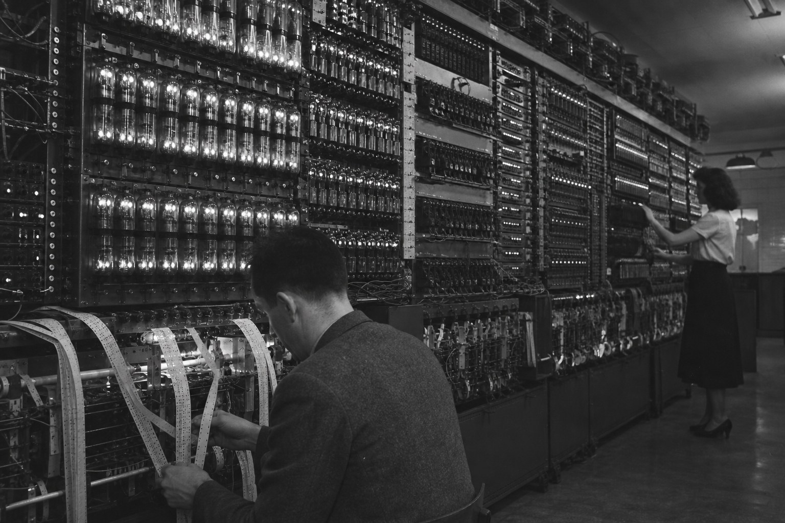 «Колосс»: первый электронный компьютер, о котором запретили рассказывать